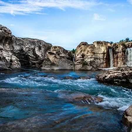 Les Cascades 4*